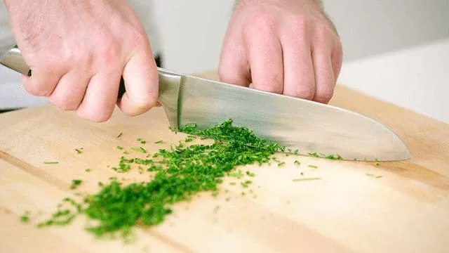 cuttingchives